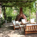 Vino Bed & Breakfast