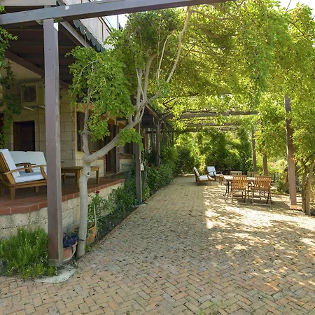 Vino Bed & Breakfast